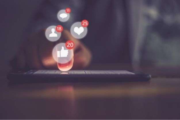 6 Social Media Hacks You Should Know In 2022