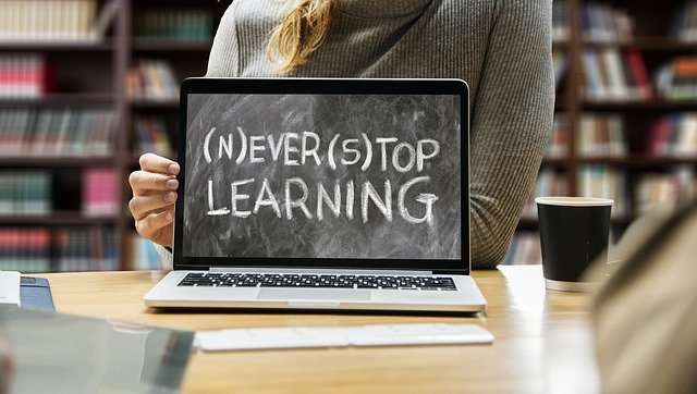 What are the online courses that pay well?