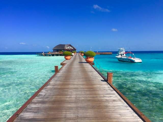luxury private resorts in the Maldives